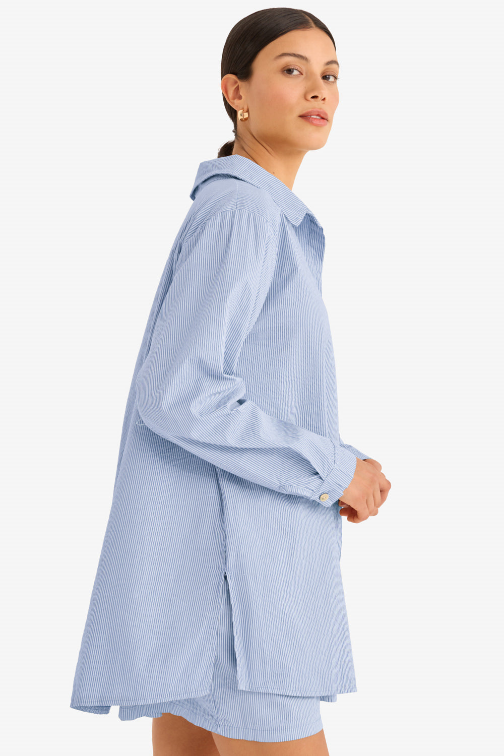 The Playa Poplin Shirt in Bleu Stripes