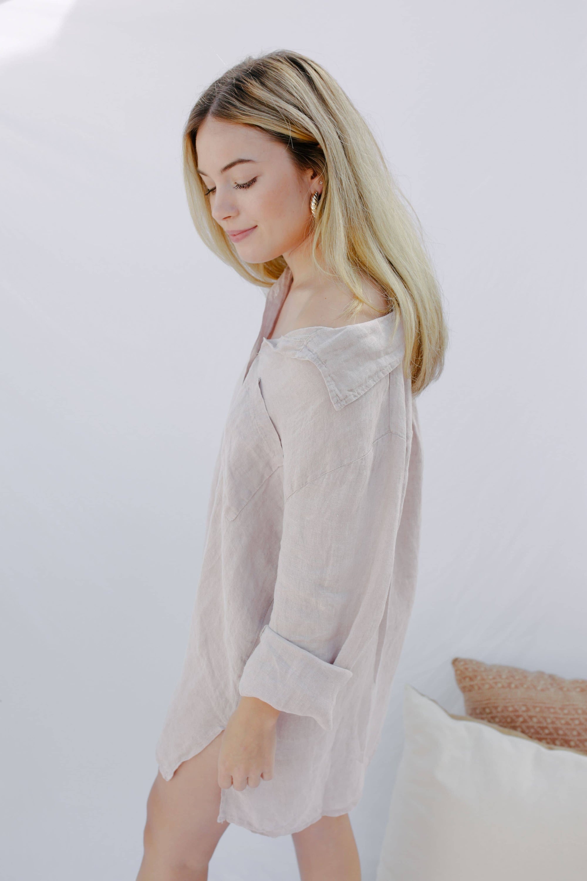 The Playa Linen Shirt in Dusty Rose